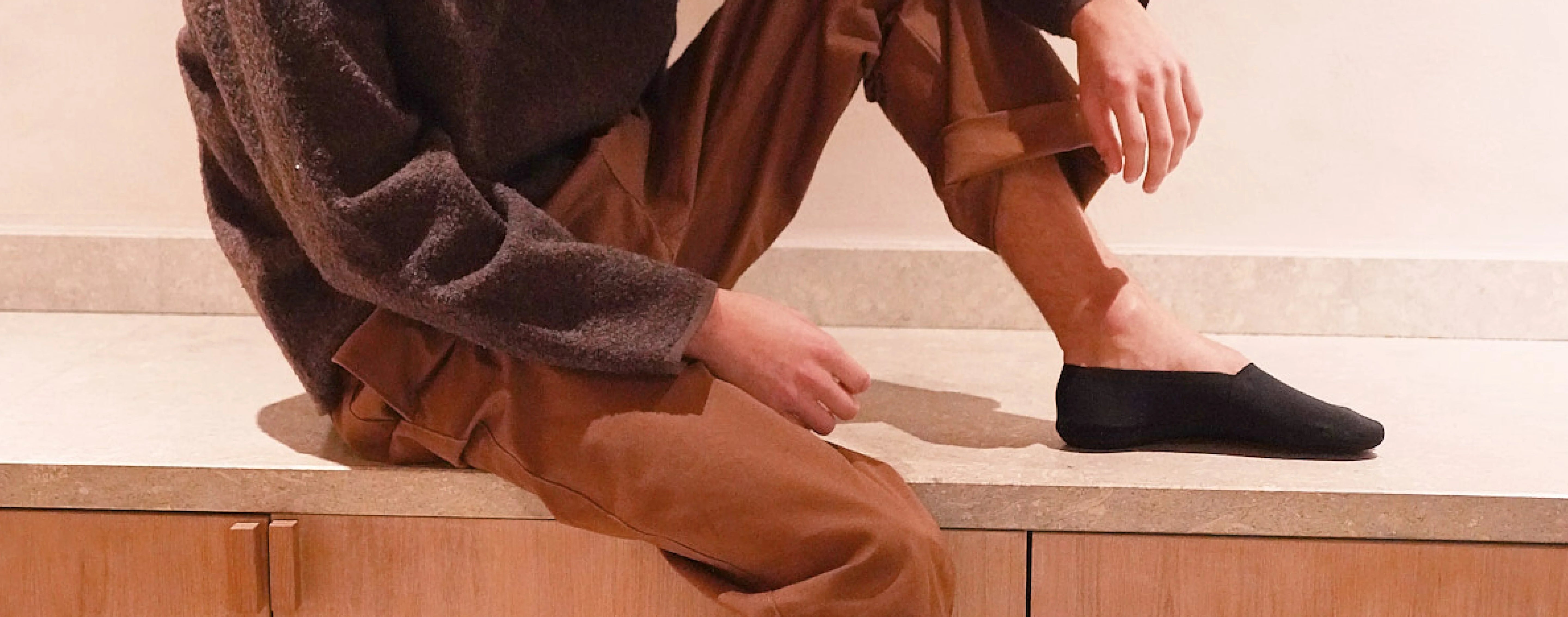 Merino Wool vs Cotton Socks: Which Is Better? (Side-by-Side)
